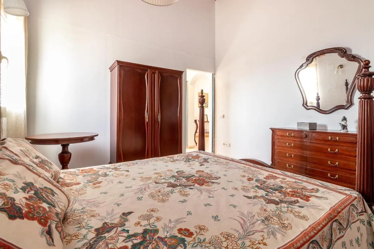 Holiday home Chozo Del Viejo - Peaceful Country Villa In La Antigua Valle de Santa Ines